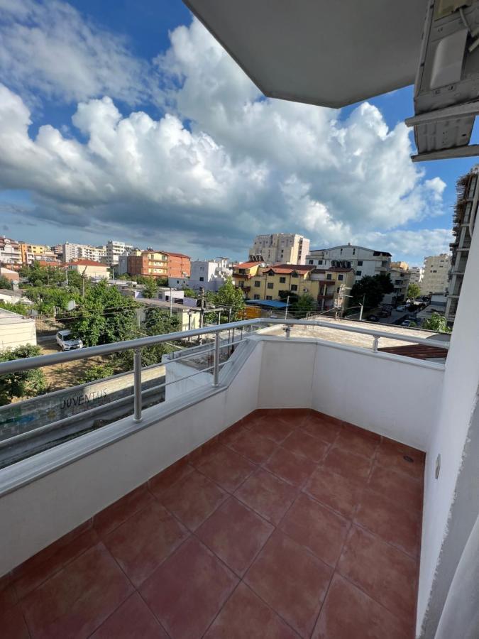 GuestHouse Cami Durrës Eksteriør billede