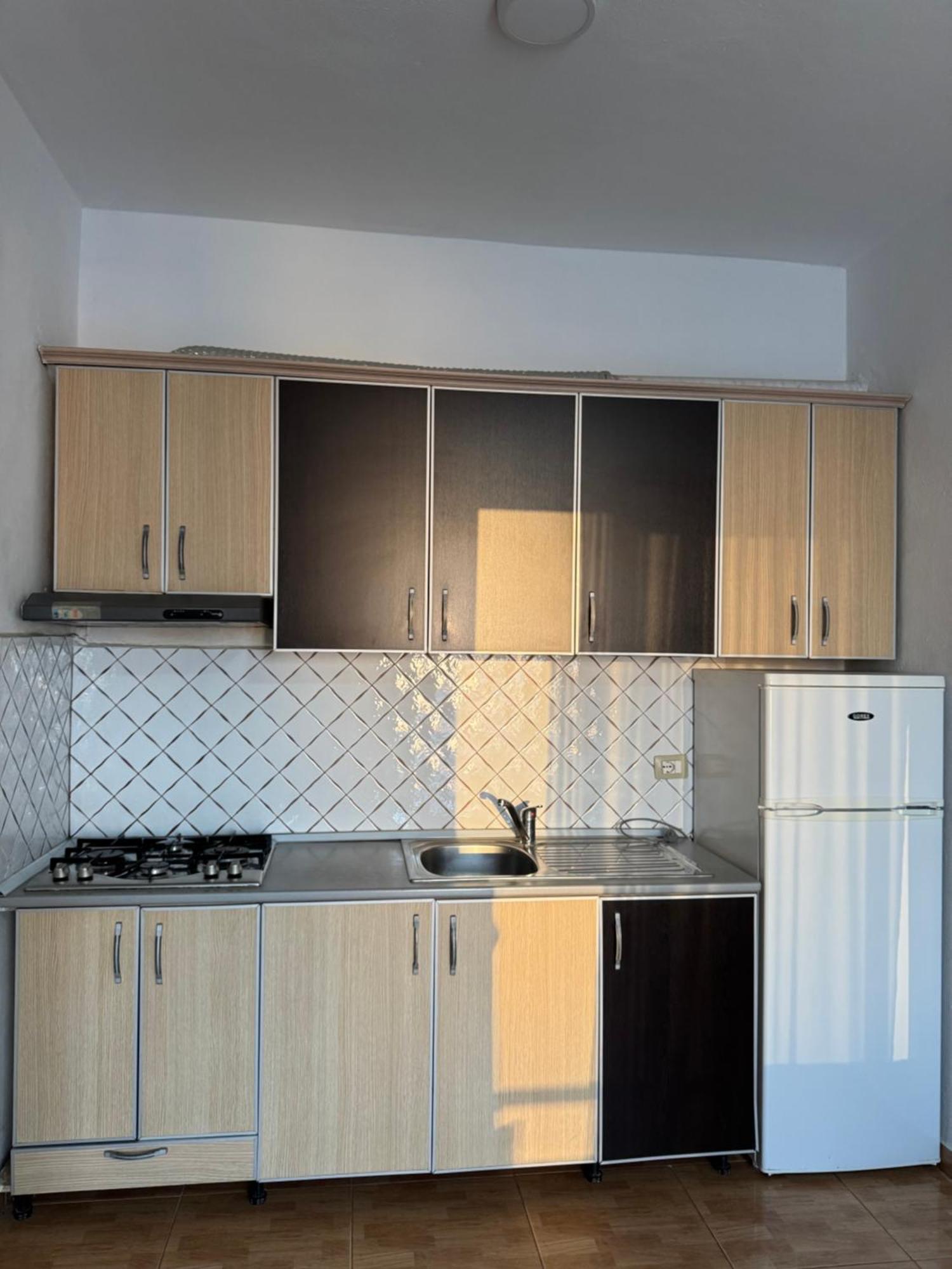 GuestHouse Cami Durrës Eksteriør billede